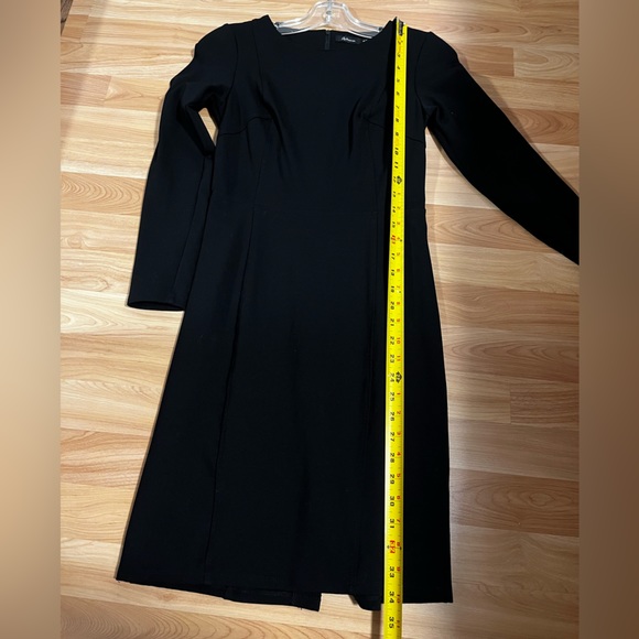 Reitmans slim fit long sleeve dress in black - Picture 5 of 6